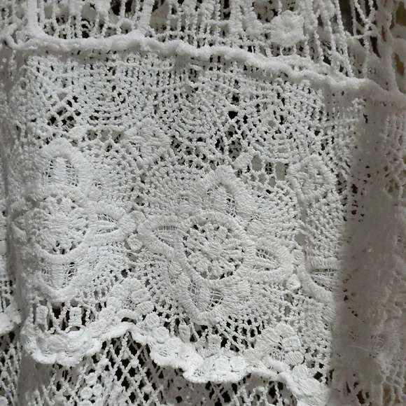 Dulcie Elegant White Lace Knit Crochet Tiered Dress - Picture 4 of 6